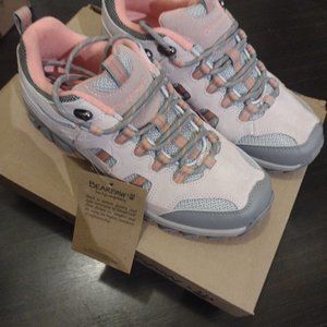 Bearpaw sneaker hiker pink and gray brand new inbox never used